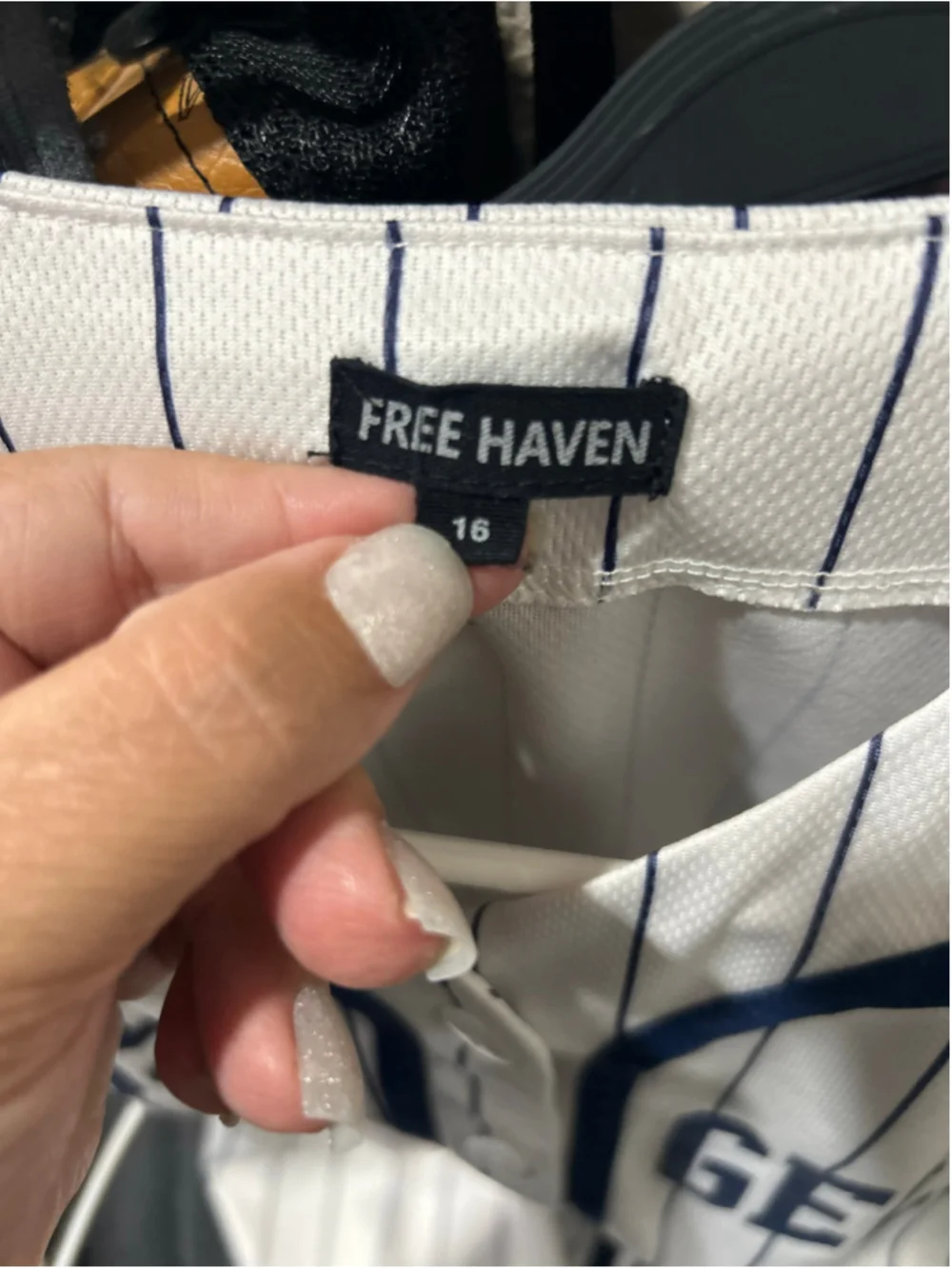 Boys Free Haven Los Angeles Baseball Jersey White Navy Blue Size 16